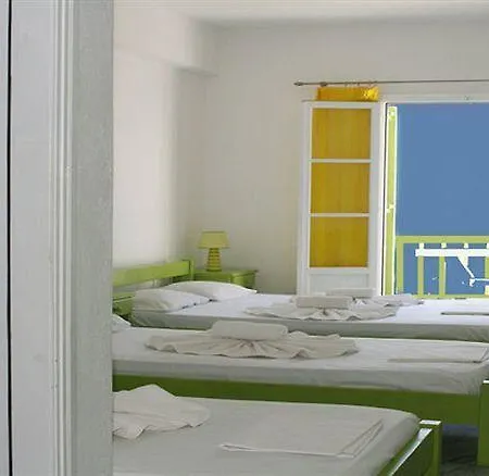 ホテル Arandis Inn Accommodation Complex 4*